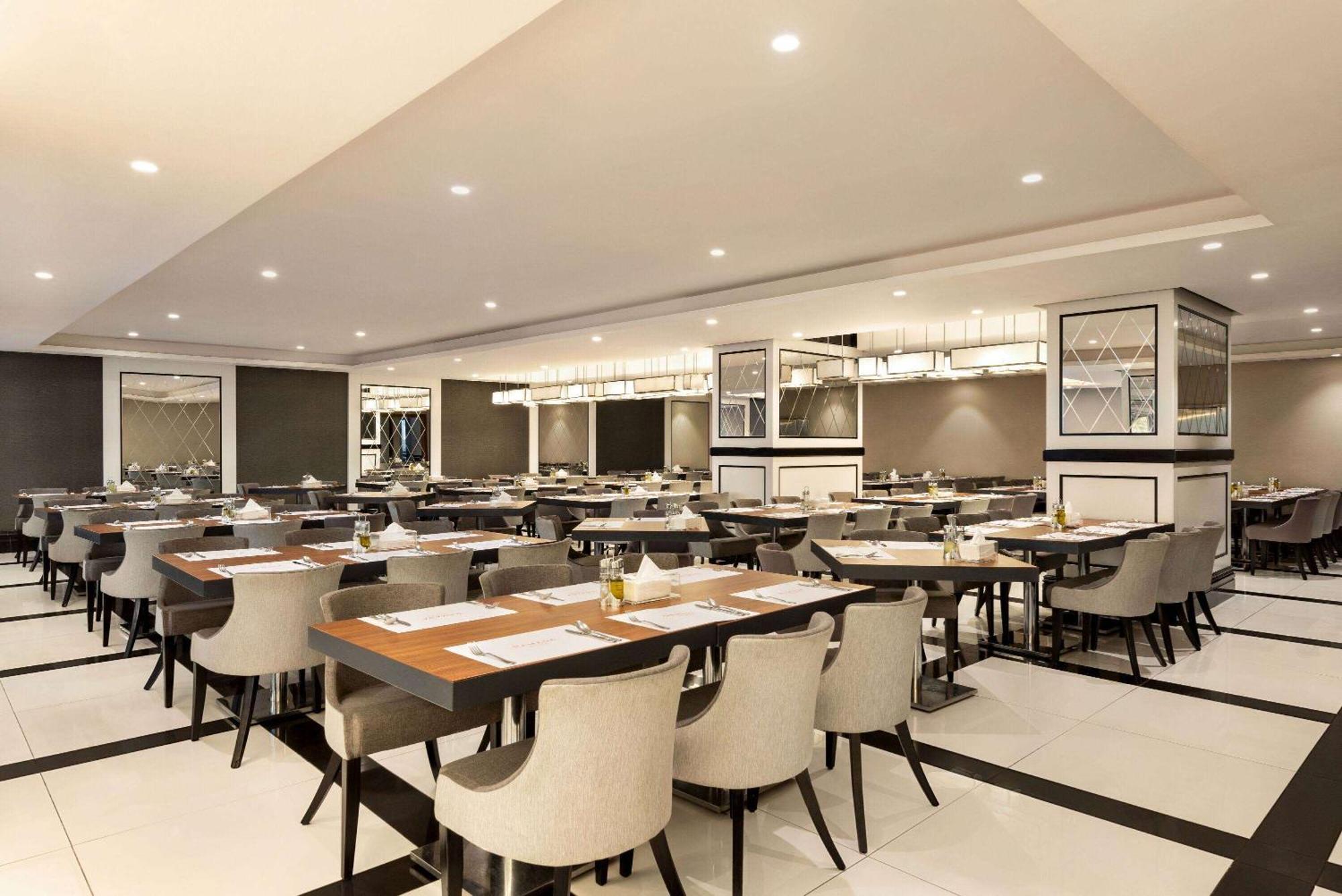 Ramada By Wyndham Makkah Zad Al Rawda Hotel Mecca Bagian luar foto
